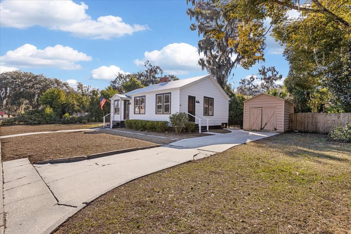 Image 42 of 47 For 396 Hillsboro Street