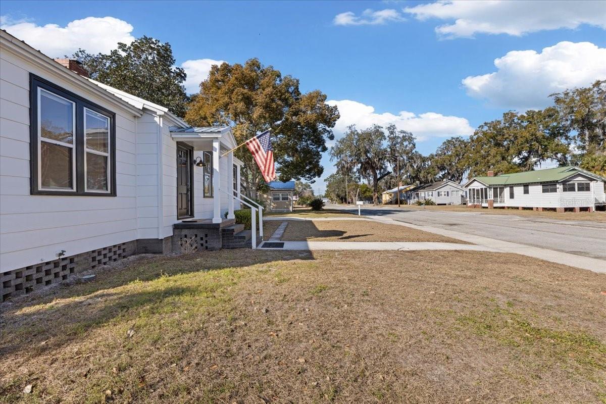 Image 43 of 47 For 396 Hillsboro Street