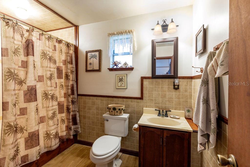 Image 10 of 41 For 103 Suwannee River Drive