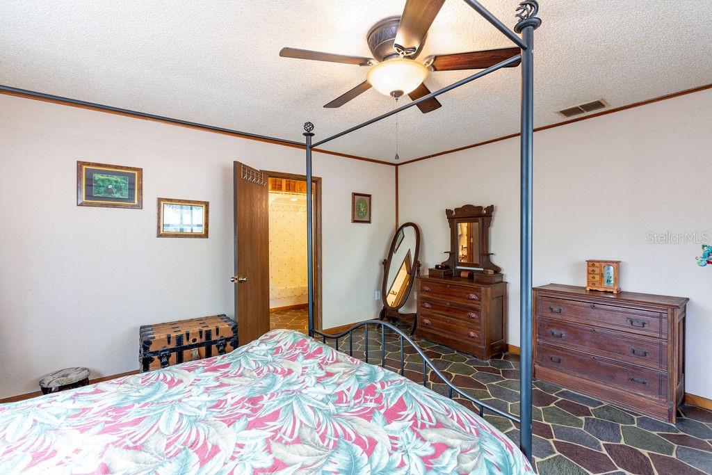 Image 14 of 41 For 103 Suwannee River Drive