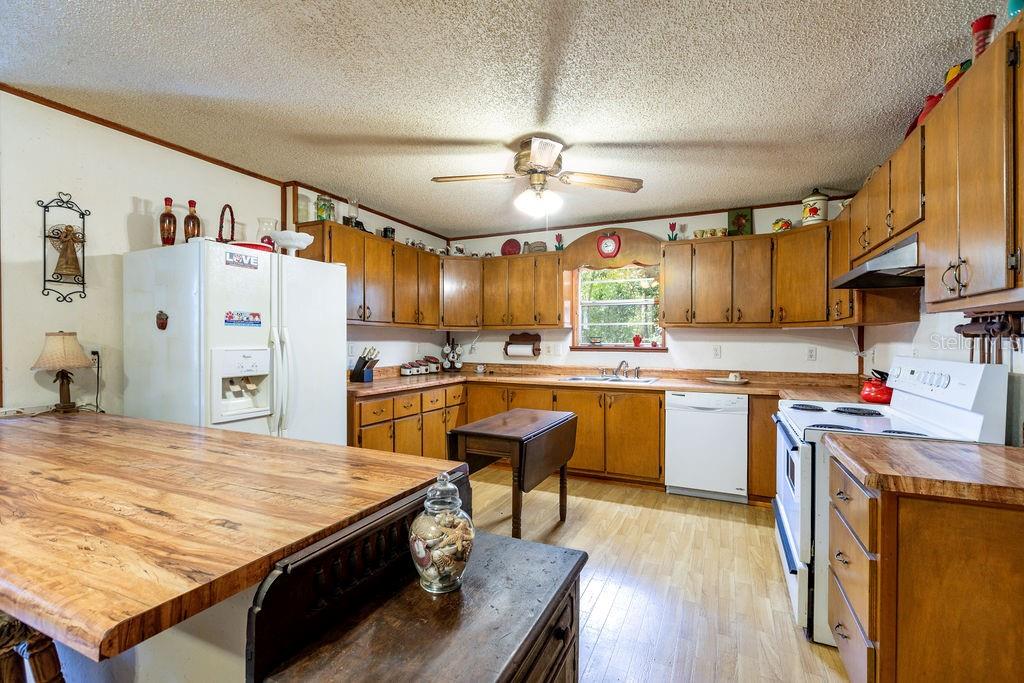 Image 6 of 41 For 103 Suwannee River Drive