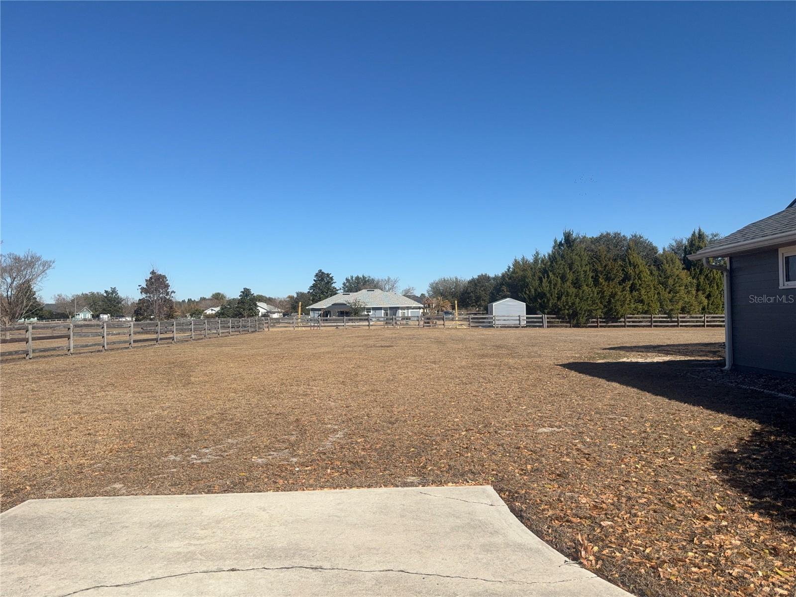 Image 12 of 14 For 10054 98 Avenue