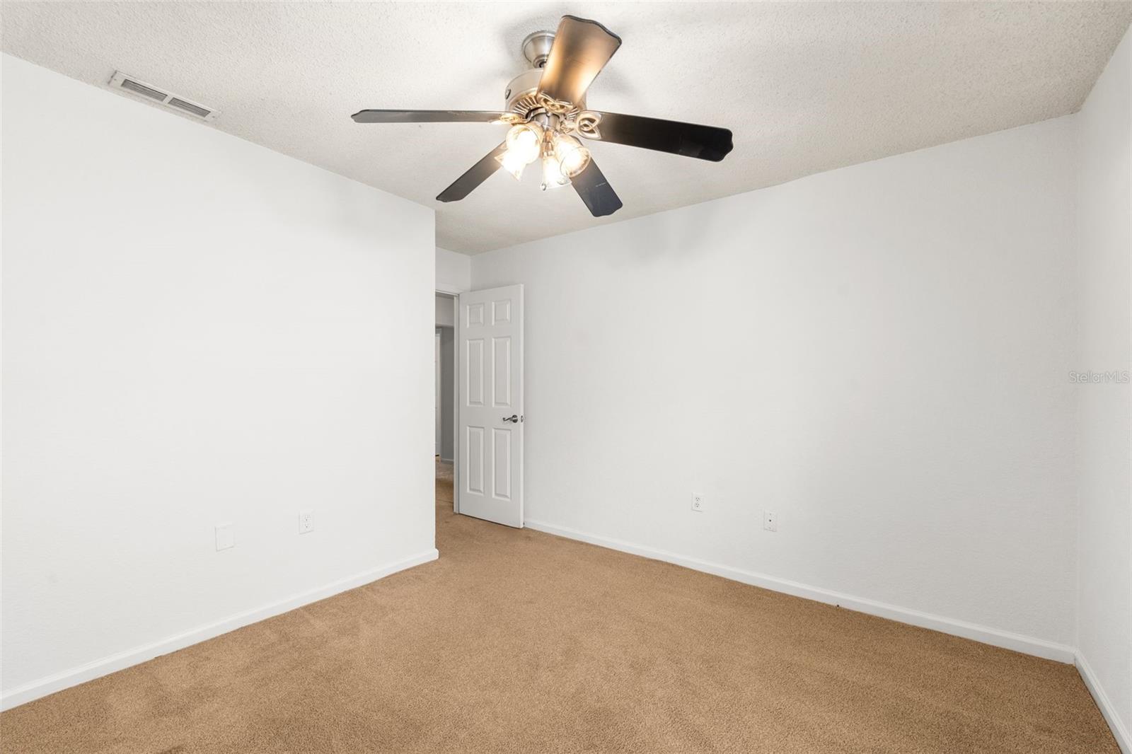 Image 14 of 28 For 1810 23 Boulevard 201