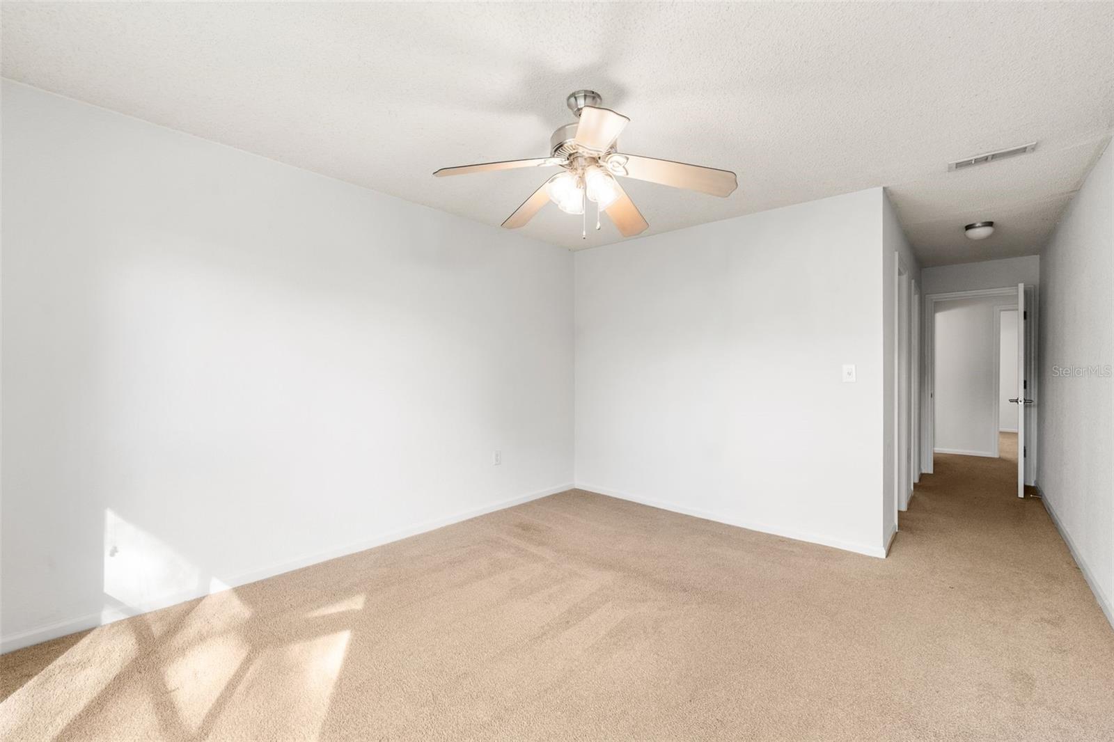 Image 17 of 28 For 1810 23 Boulevard 201