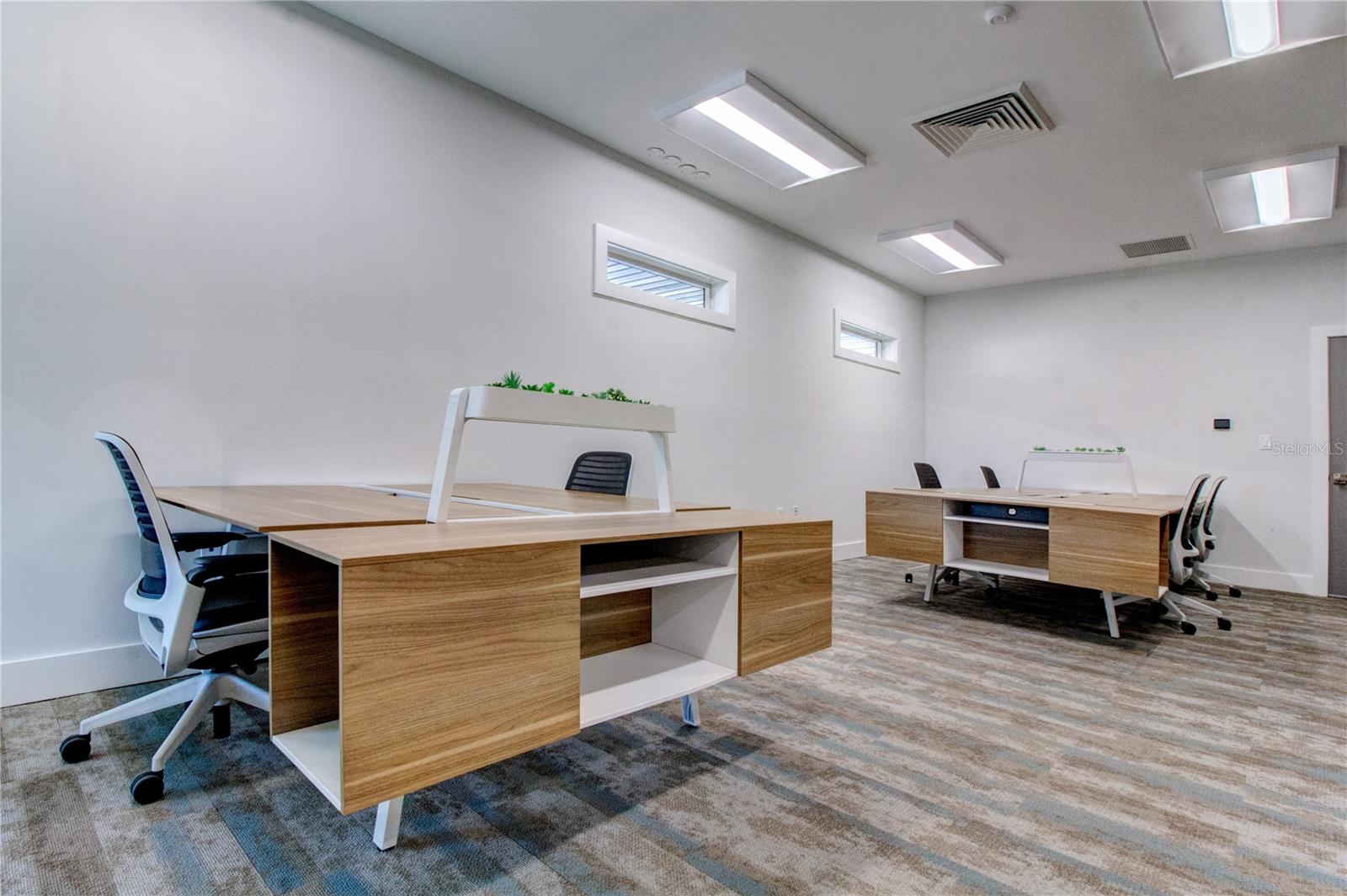 Image 3 of 7 For 225 7th Terrace 20