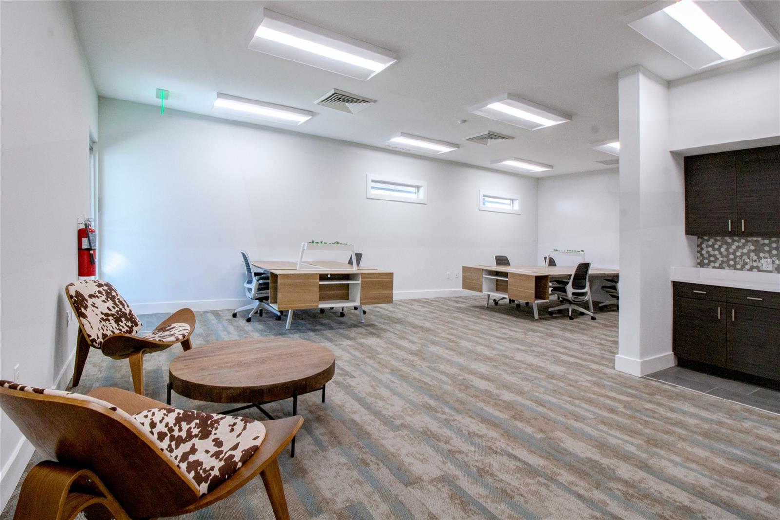 Image 4 of 7 For 225 7th Terrace 20