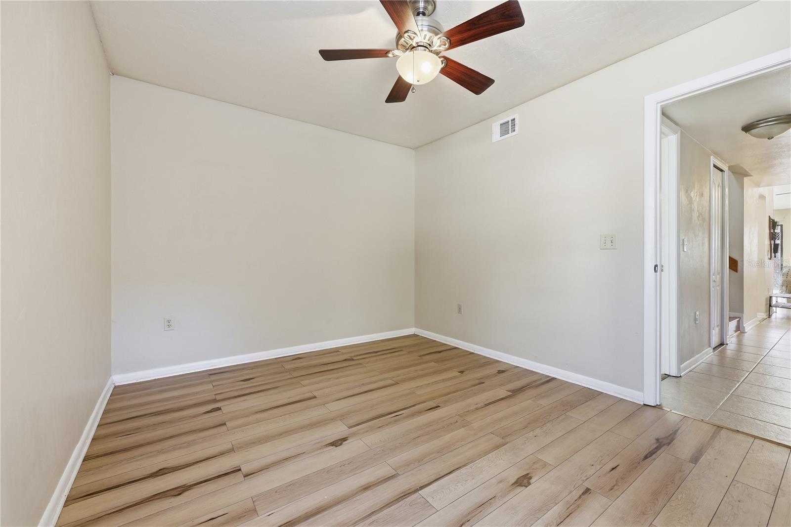 Image 17 of 36 For 4427 21st Lane