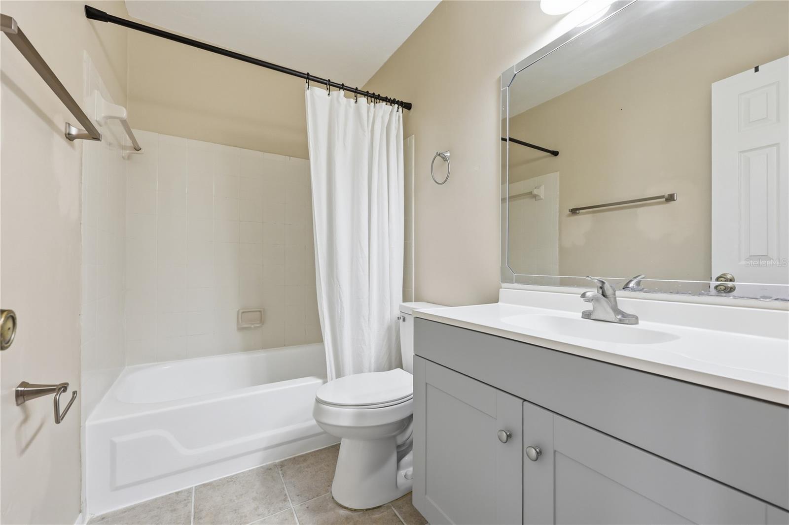 Image 18 of 36 For 4427 21st Lane