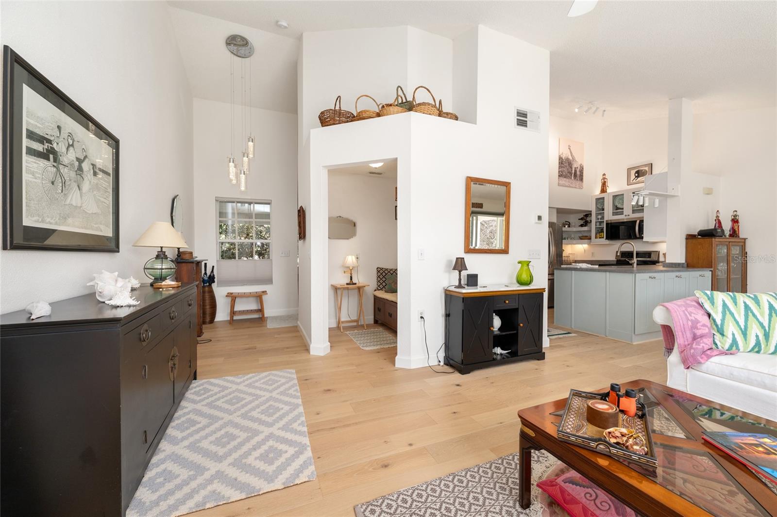 Image 12 of 59 For 10000 52nd Avenue C13