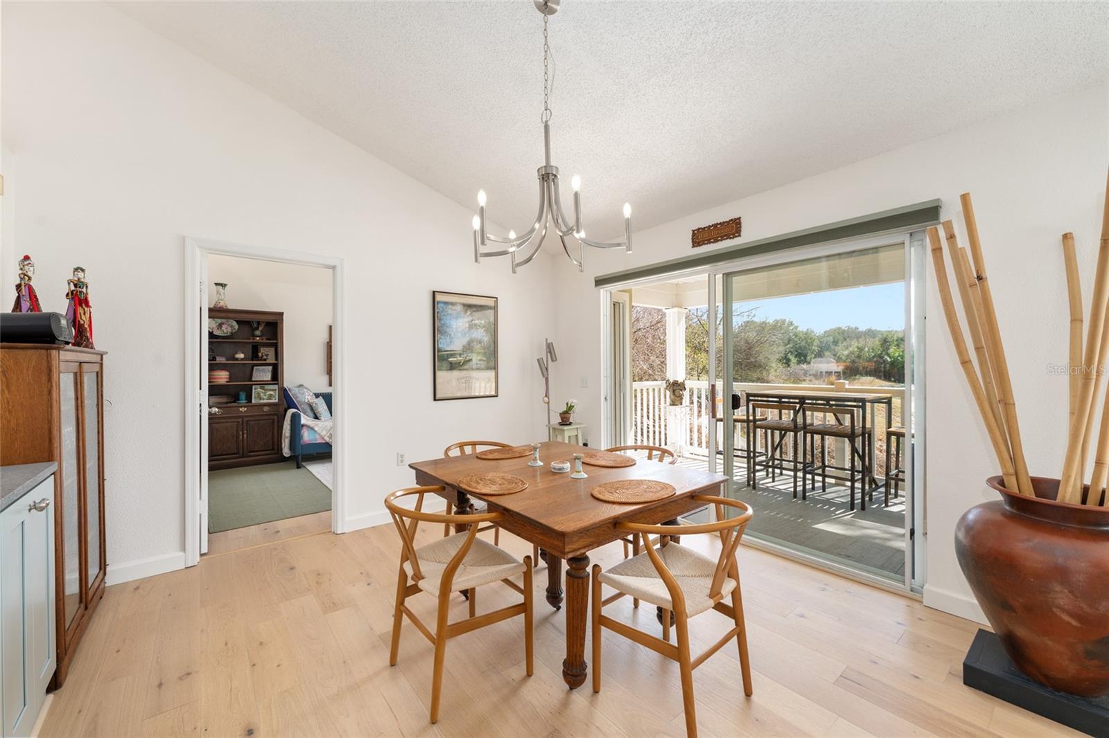 Image 14 of 59 For 10000 52nd Avenue C13