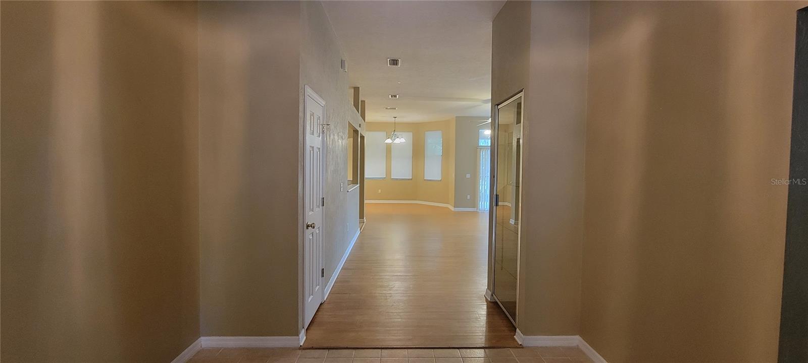 Image 14 of 39 For 10050 52nd Road