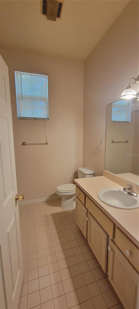 Image 21 of 39 For 10050 52nd Road