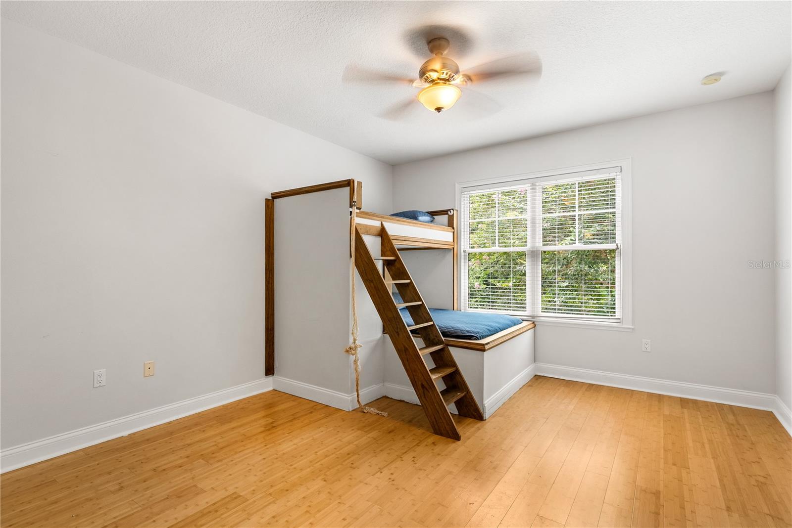 Image 52 of 57 For 11067 18th Road