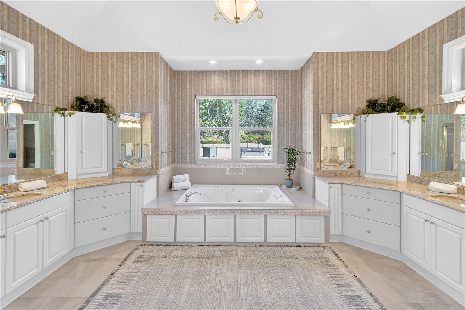 Image 24 of 56 For 573 Nature Drive