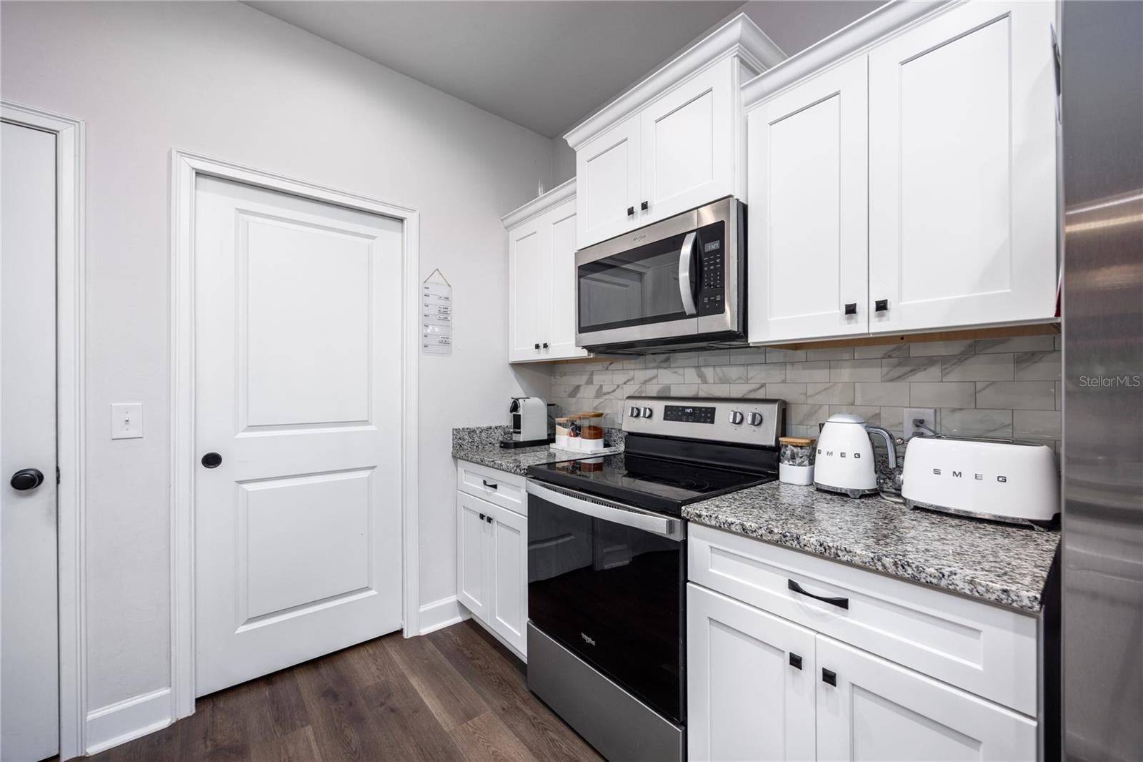 Image 23 of 47 For 12449 159th Way