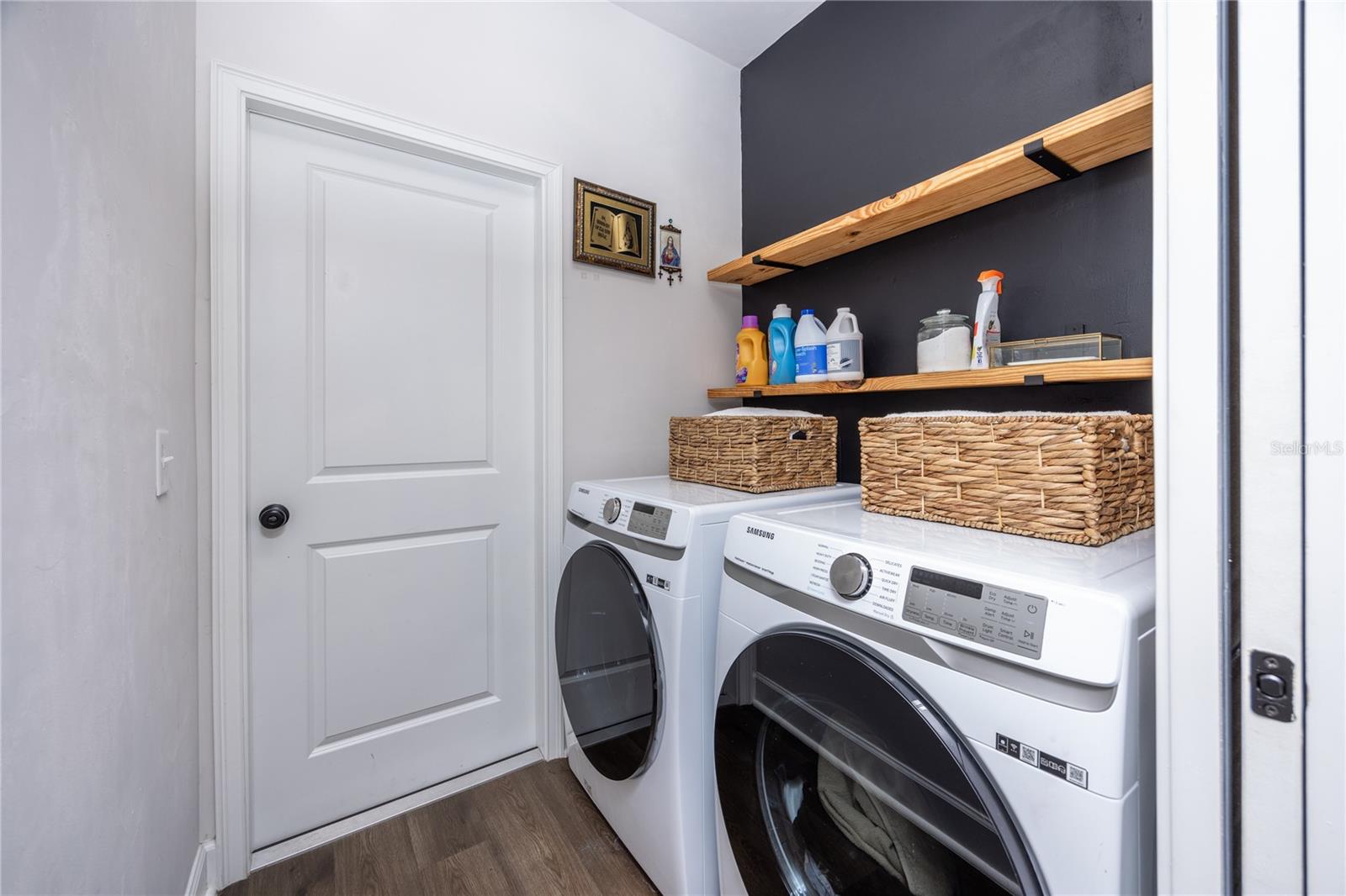 Image 26 of 47 For 12449 159th Way