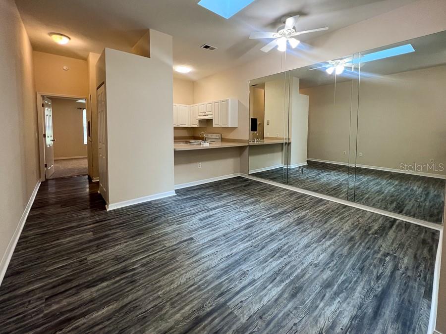 Image 2 of 16 For 3911 27th Street 9