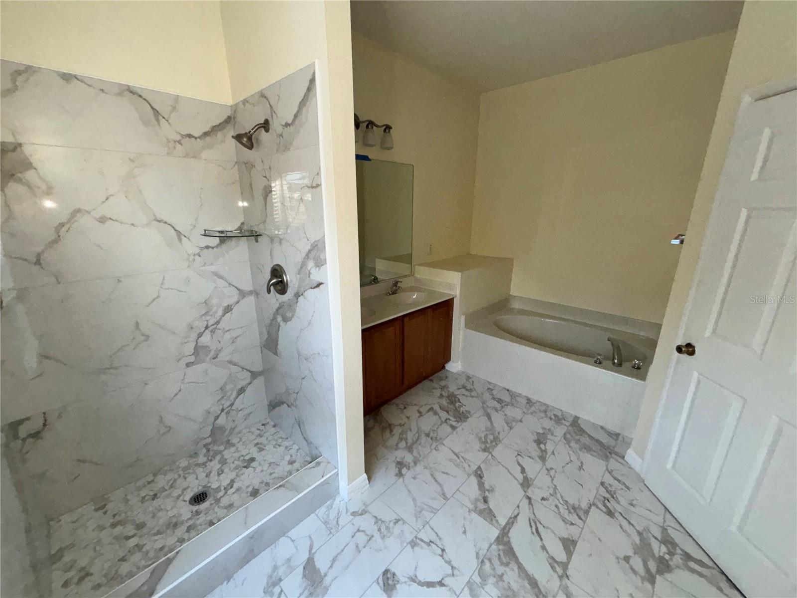 Image 11 of 17 For 3874 102nd Lane Road