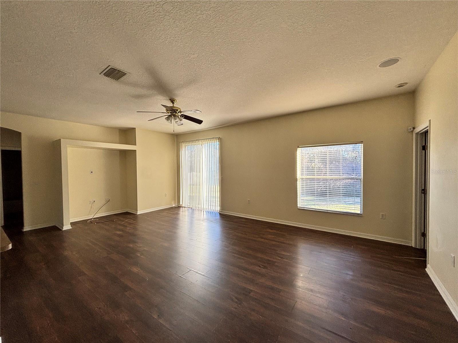 Image 5 of 17 For 3874 102nd Lane Road