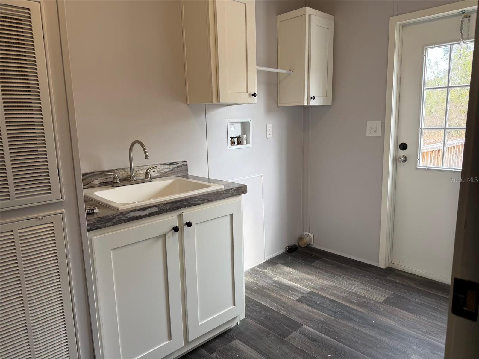 Image 15 of 25 For 13510 Gulf Manor