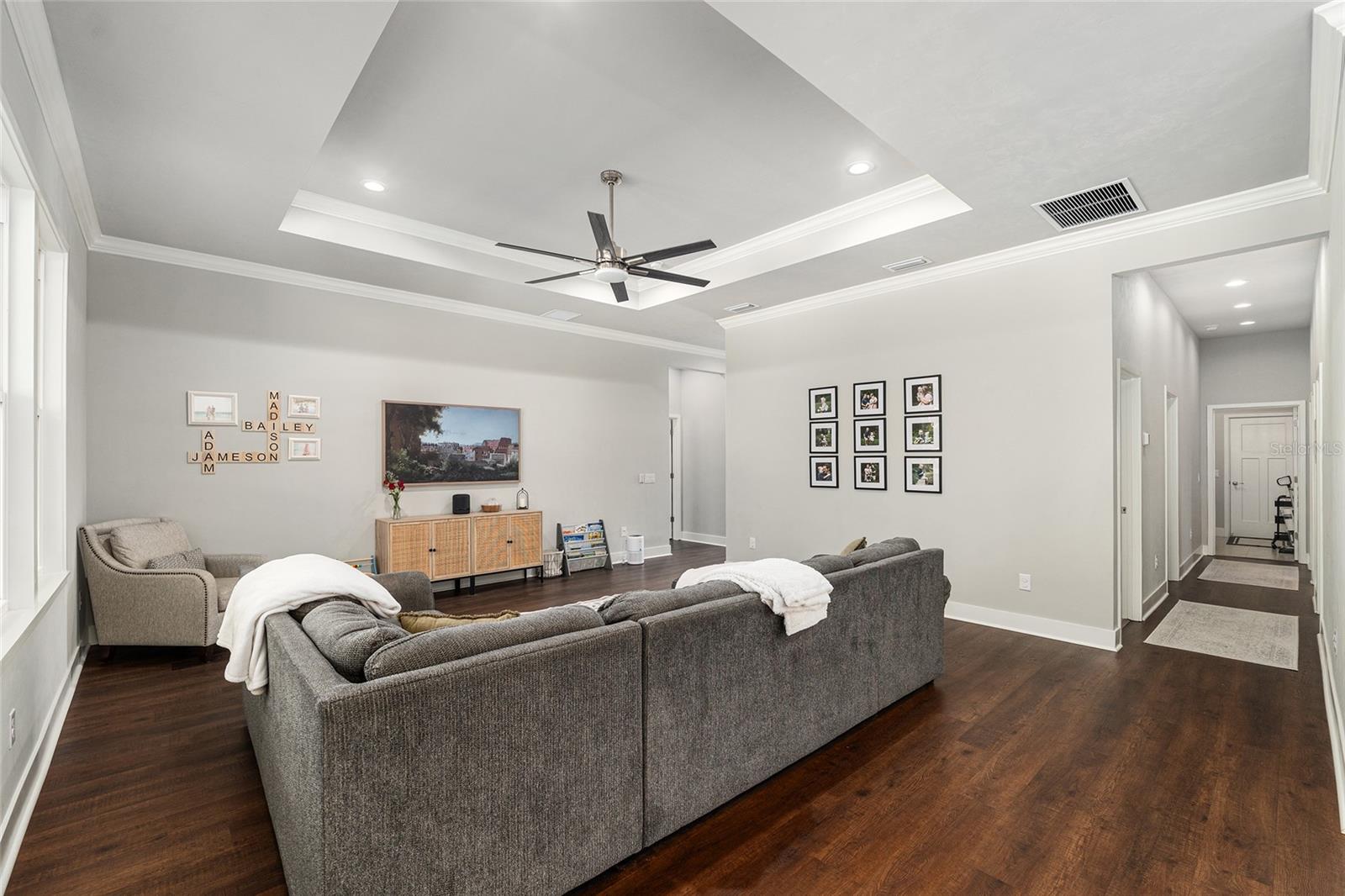 Image 14 of 83 For 16090 205th Street