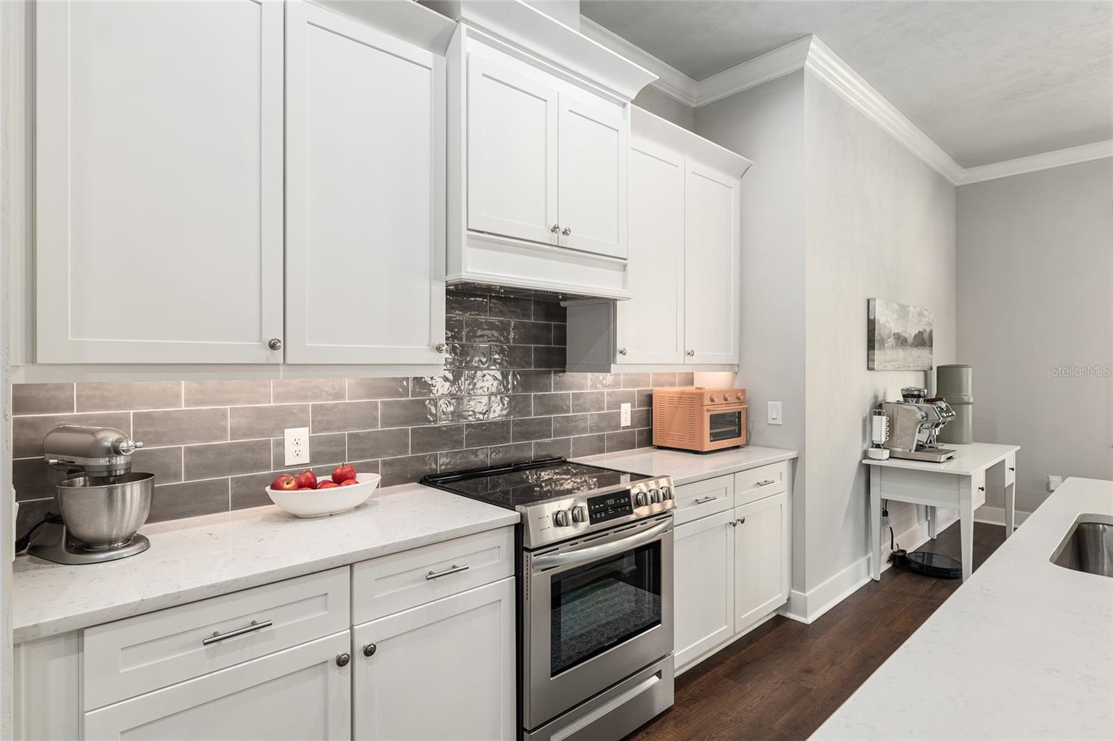 Image 19 of 83 For 16090 205th Street