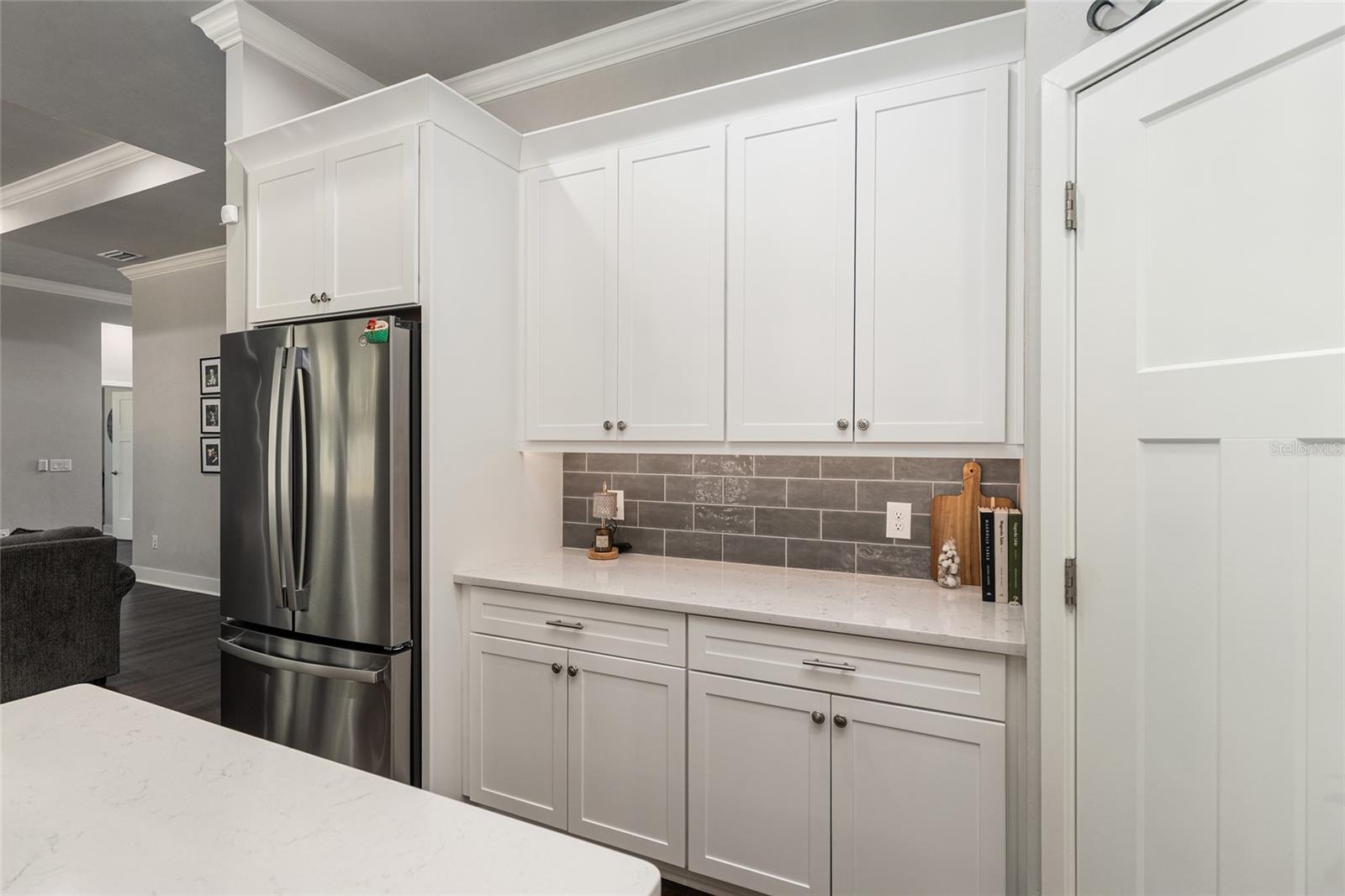 Image 22 of 83 For 16090 205th Street