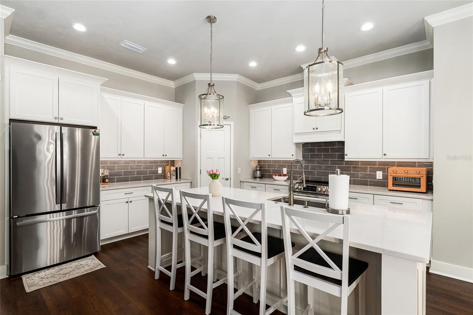 Image 4 of 83 For 16090 205th Street