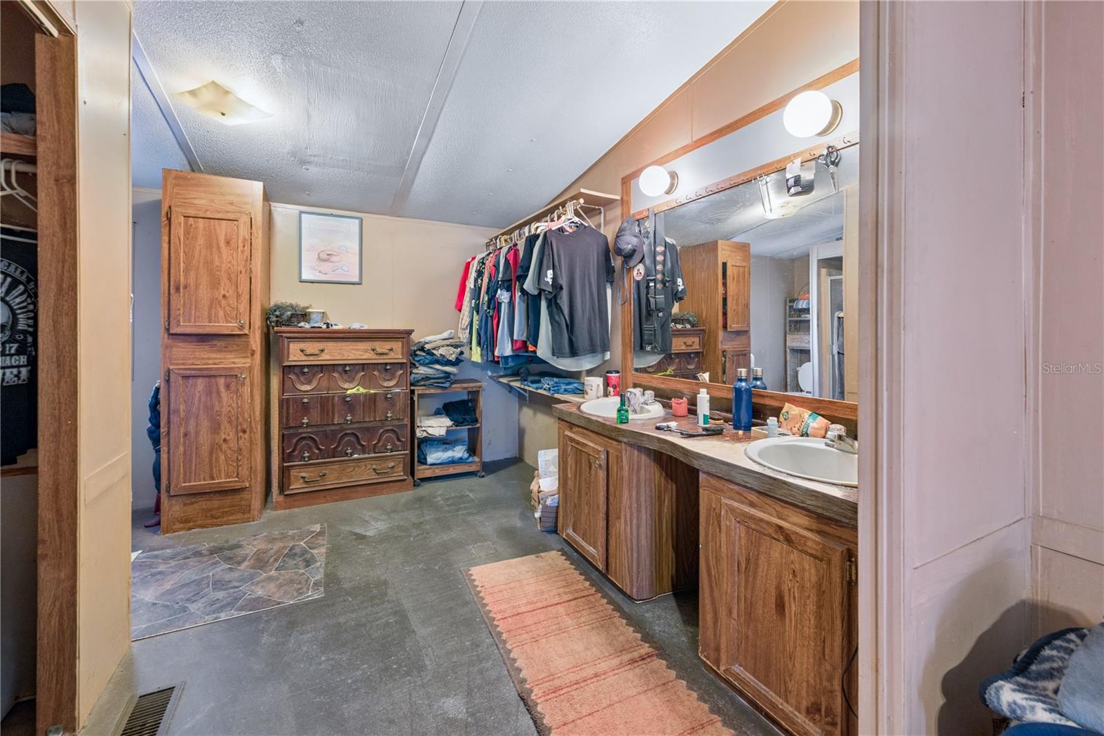 Image 14 of 35 For 383 355th Avenue