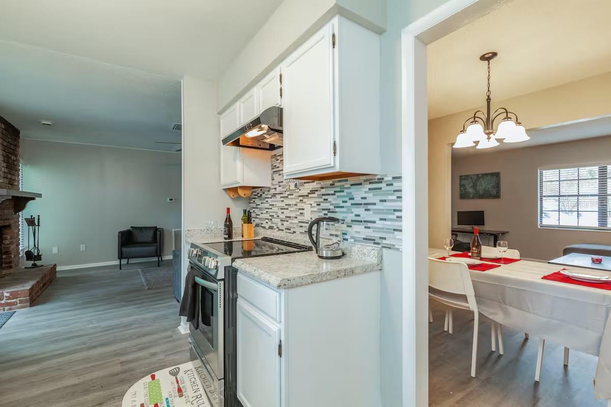 Image 12 of 52 For 2138 29th Place