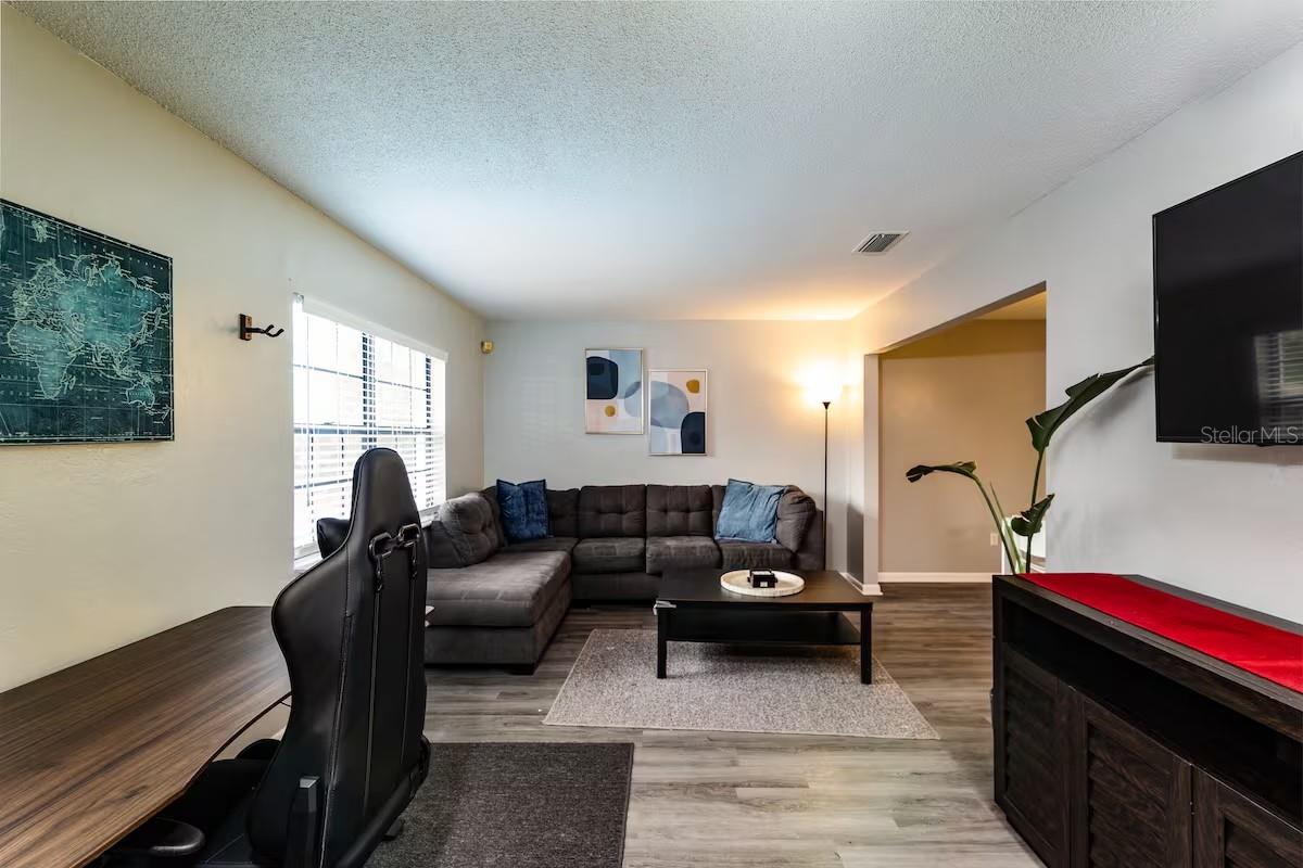 Image 15 of 52 For 2138 29th Place