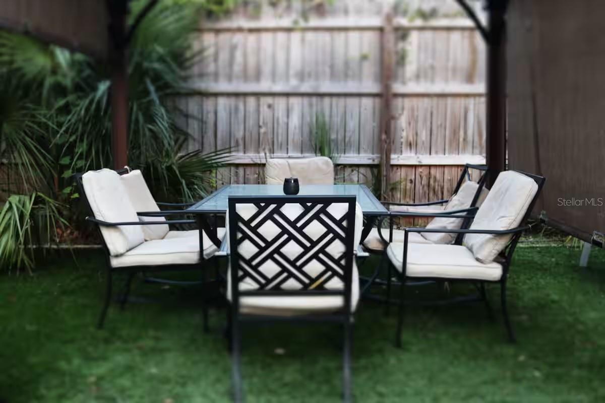 Image 17 of 52 For 2138 29th Place