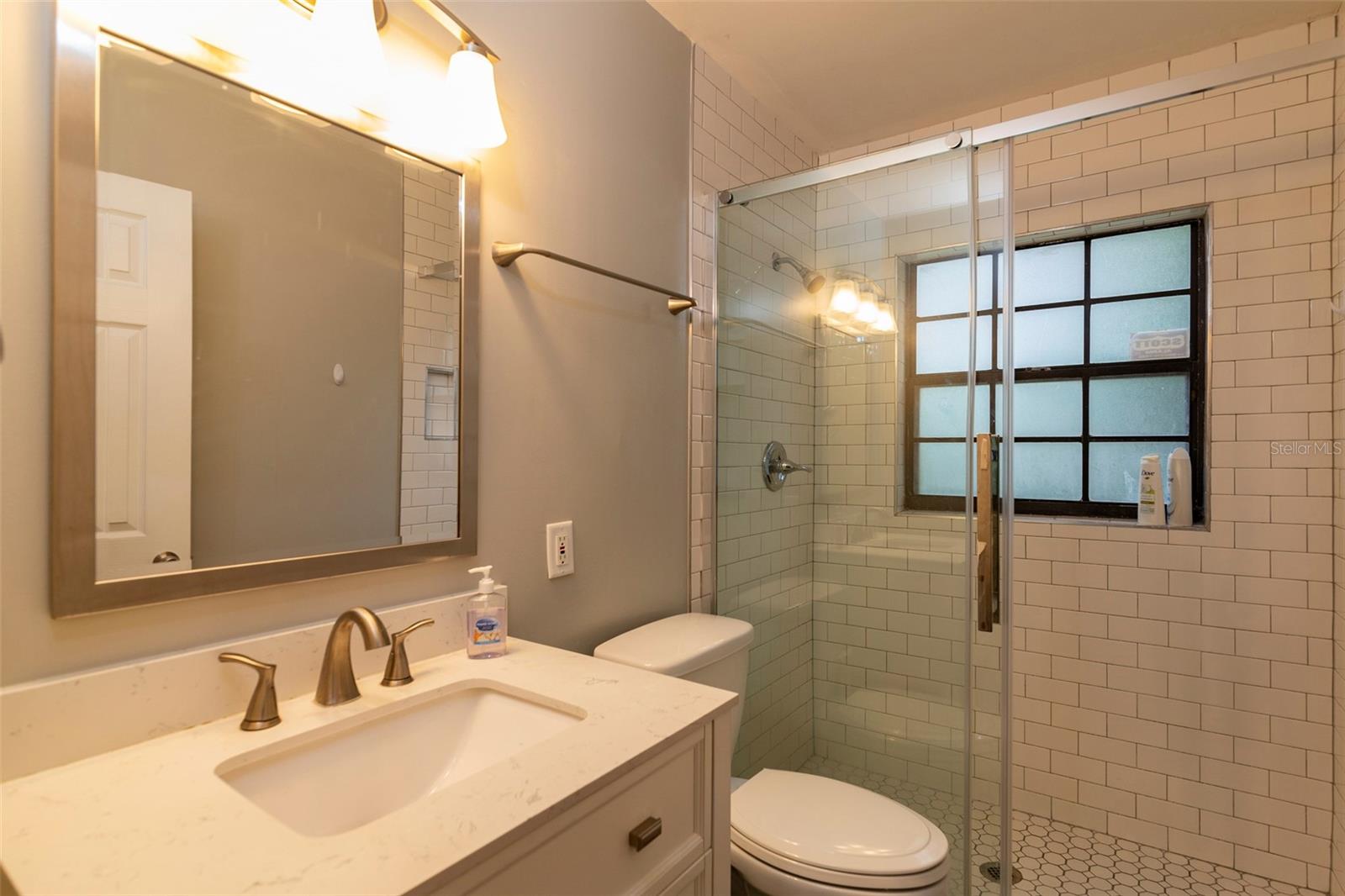 Image 3 of 52 For 2138 29th Place