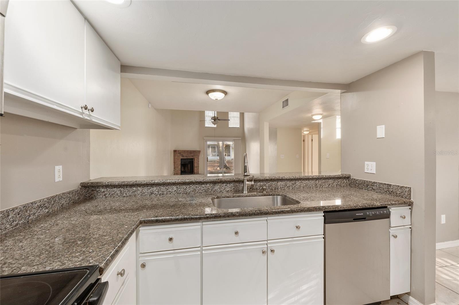 Image 22 of 50 For 345 48th Boulevard K