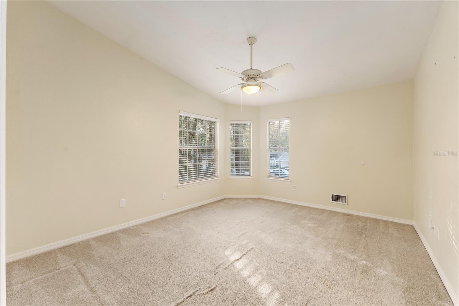 Image 35 of 50 For 345 48th Boulevard K