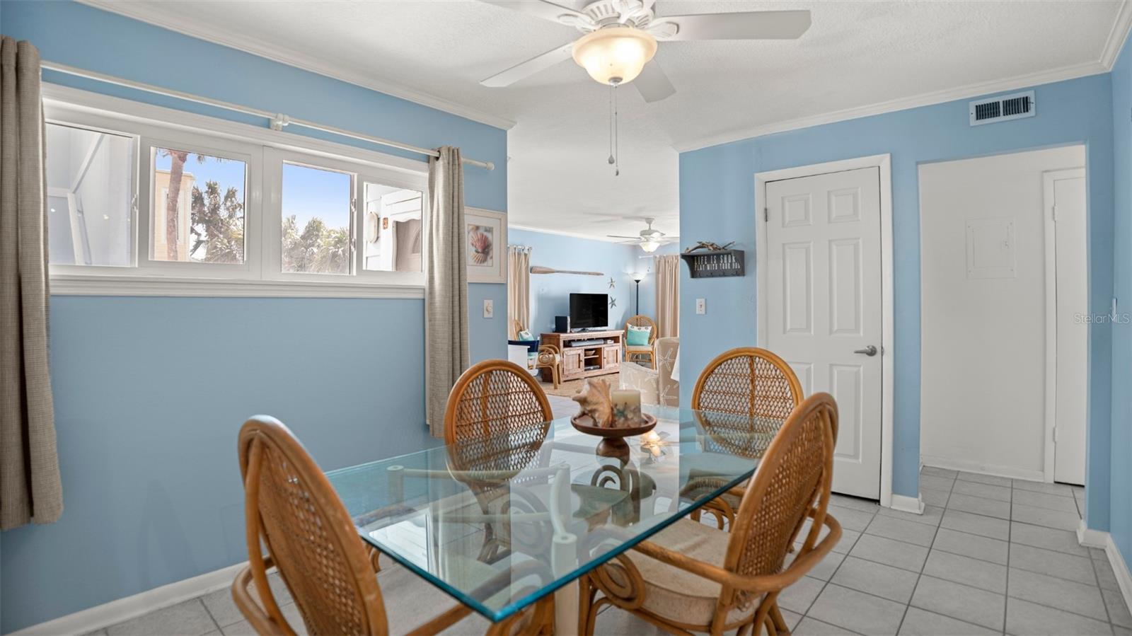 Image 13 of 59 For 6300 A1a S A34d