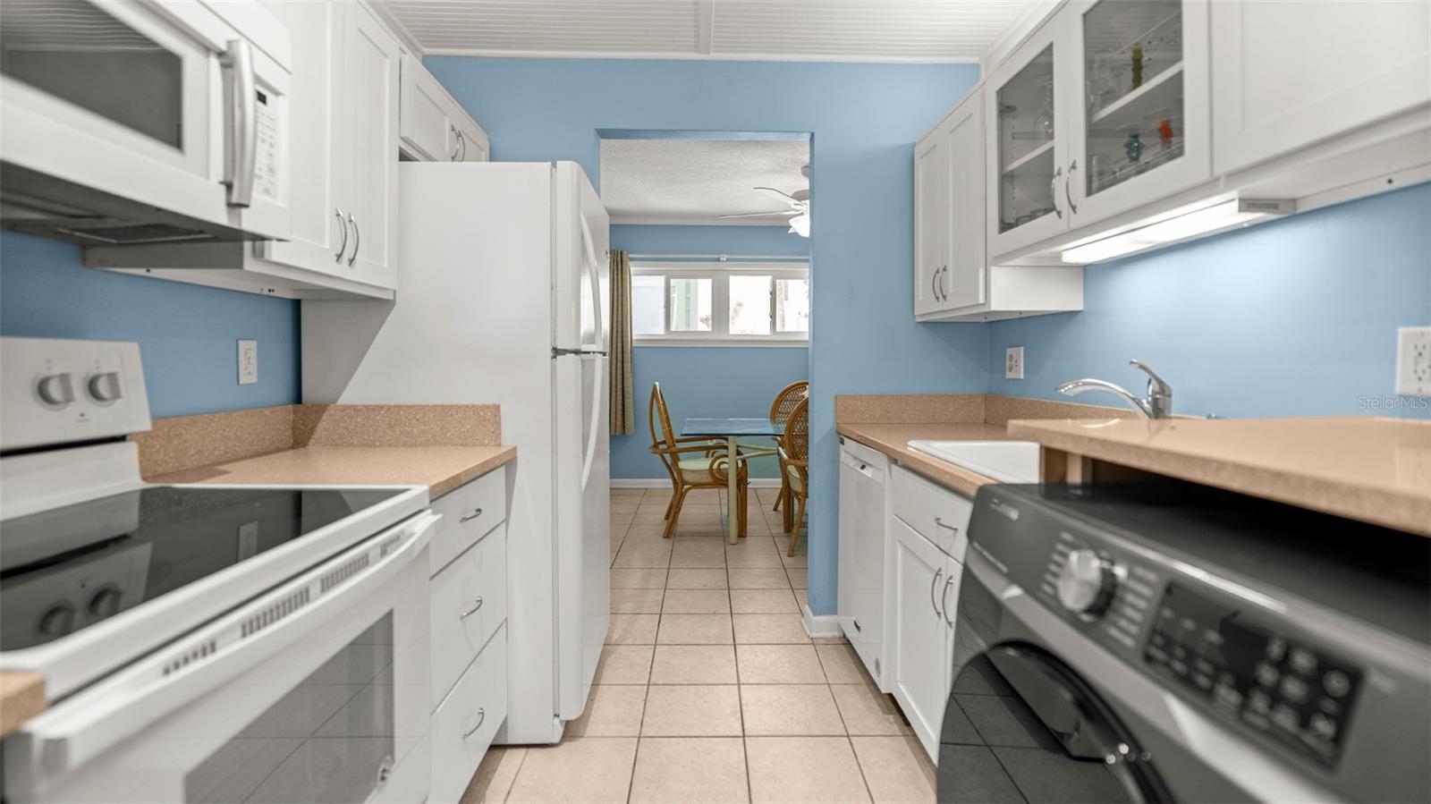 Image 15 of 59 For 6300 A1a S A34d