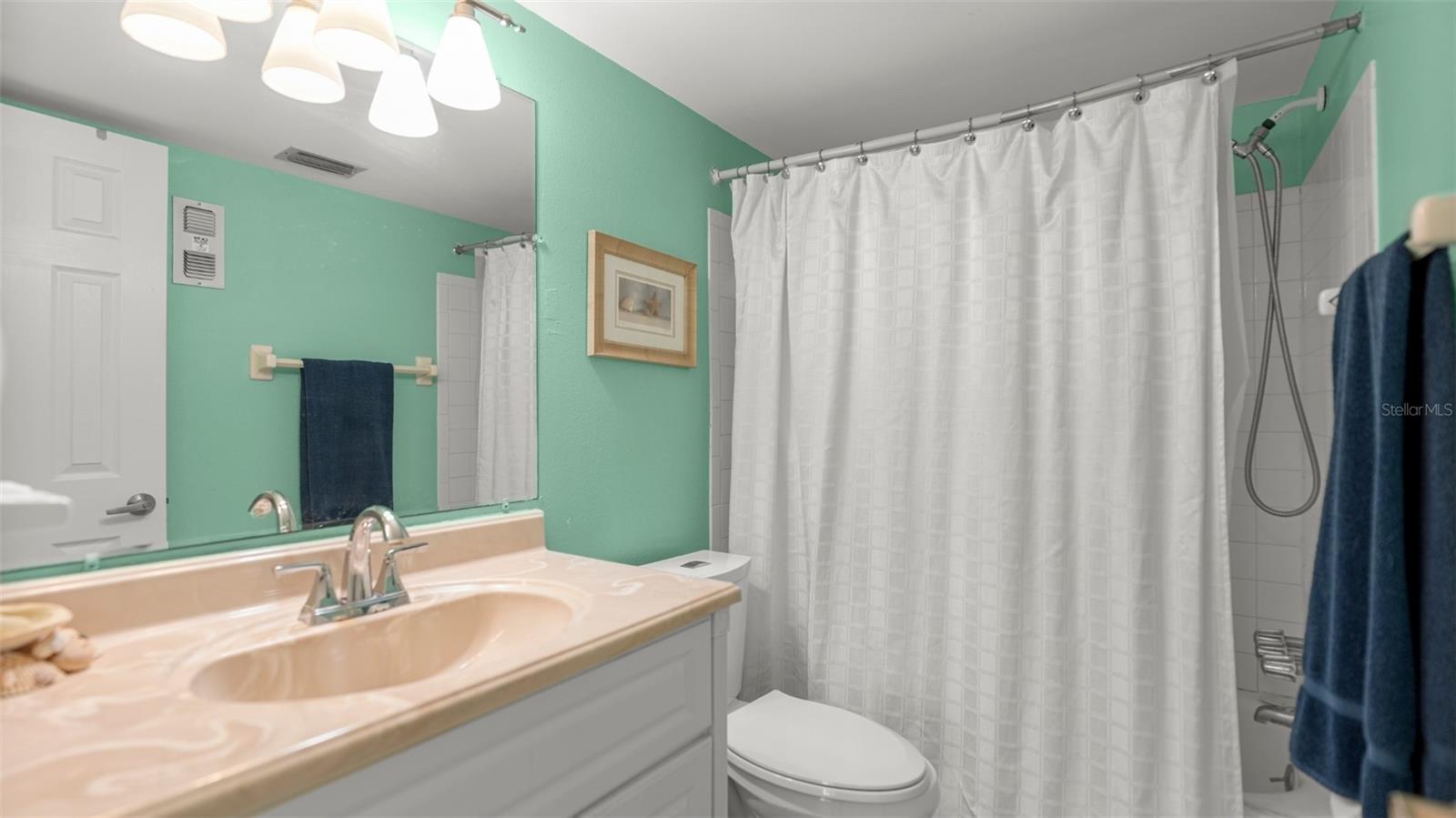 Image 26 of 59 For 6300 A1a S A34d