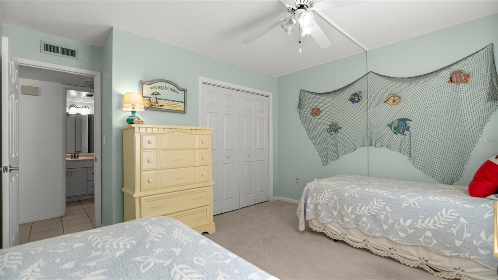 Image 28 of 59 For 6300 A1a S A34d