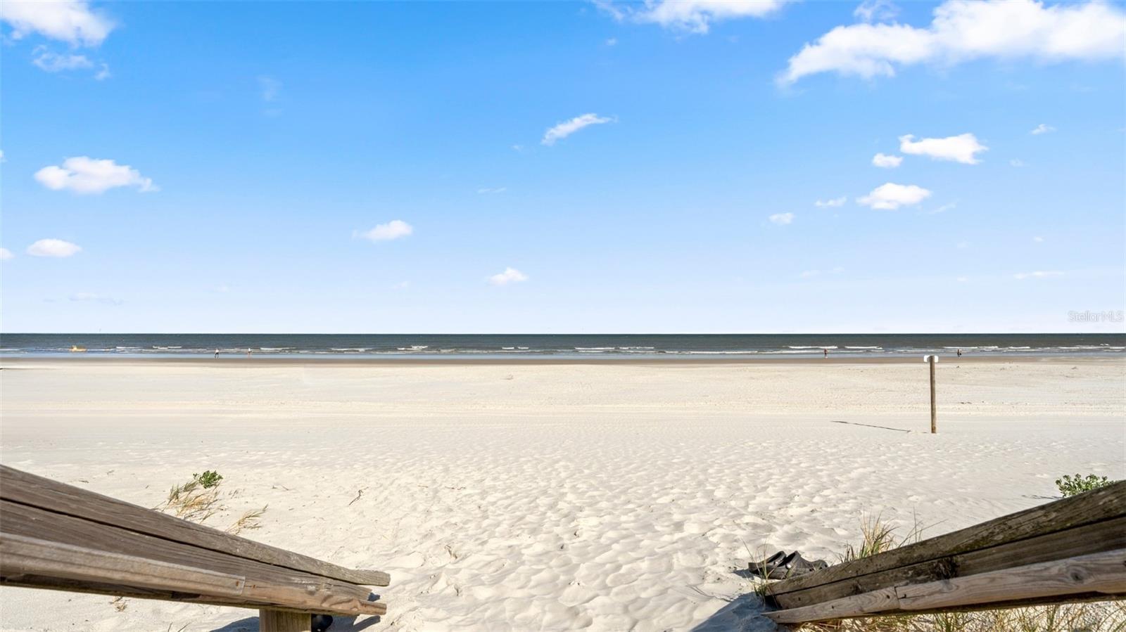 Image 6 of 59 For 6300 A1a S A34d