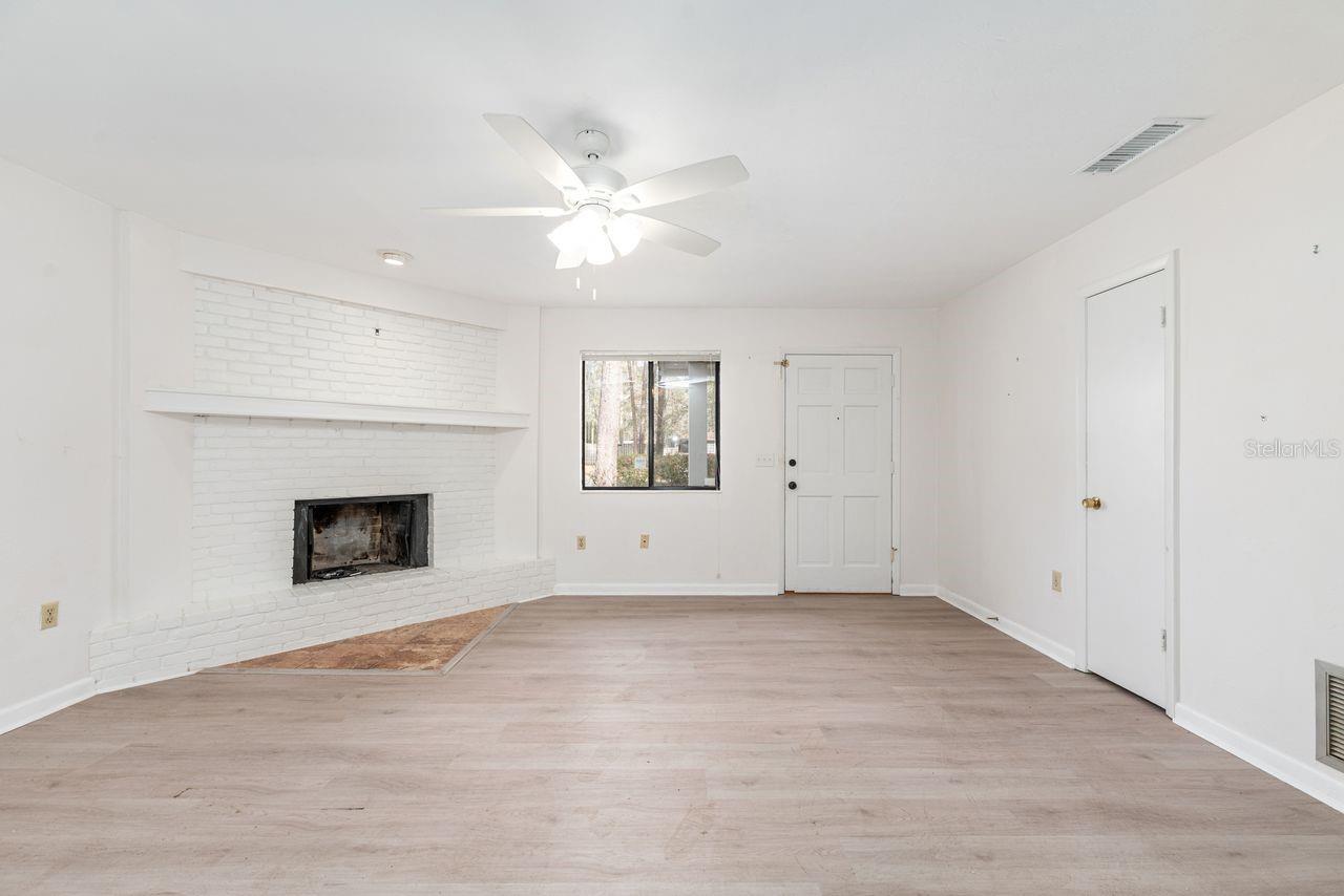 Image 3 of 20 For 4220 29th Terrace