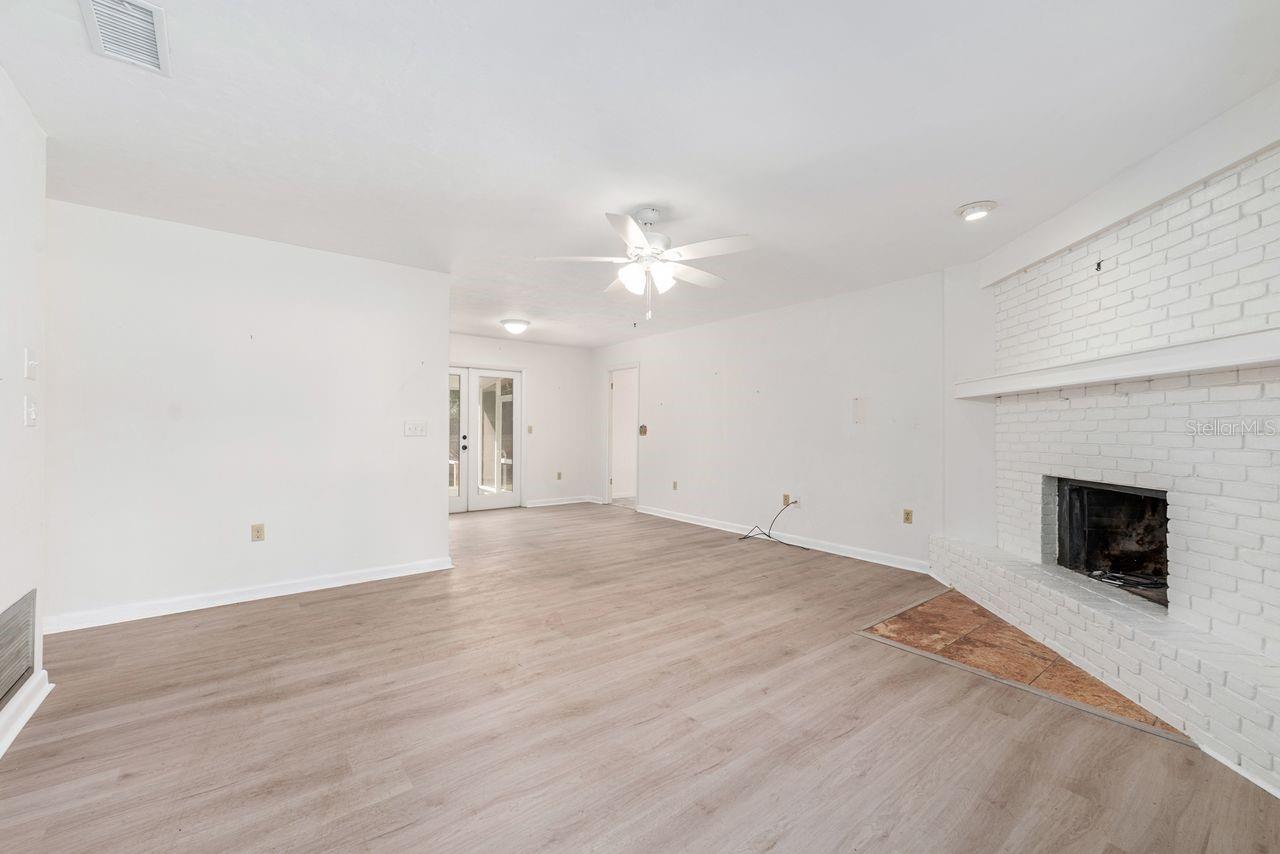 Image 4 of 20 For 4220 29th Terrace