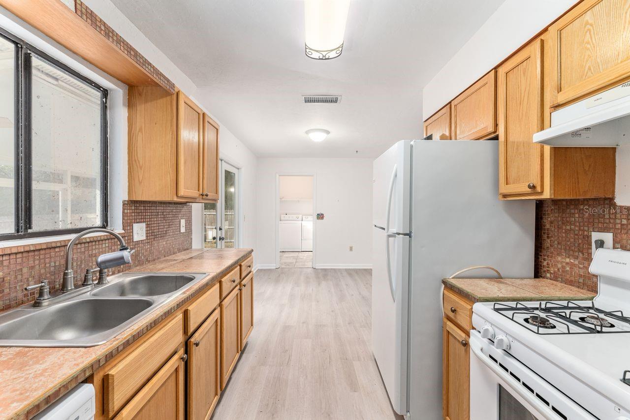 Image 7 of 20 For 4220 29th Terrace