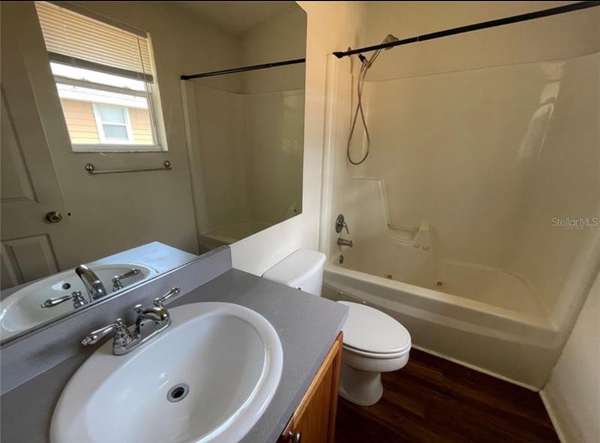 Image 13 of 19 For 3860 Sw 20th Avenue 1801