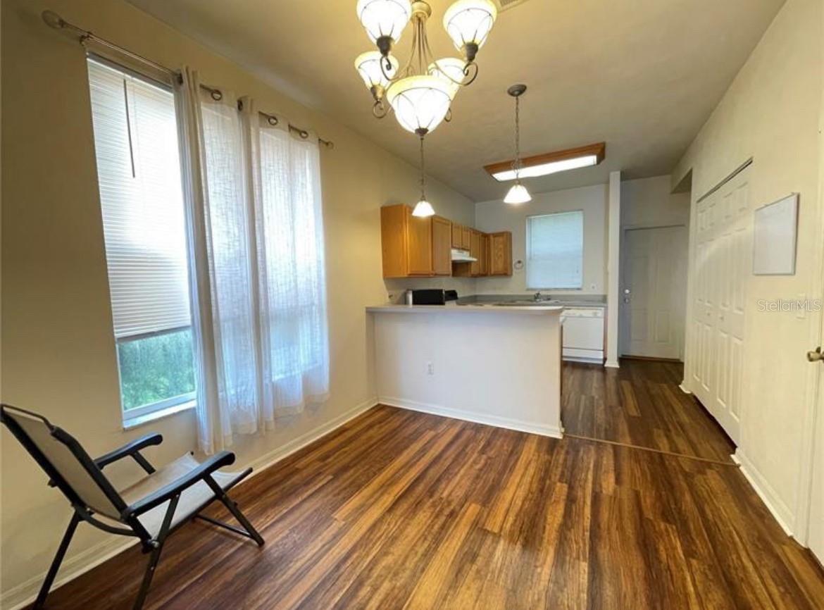 Image 2 of 19 For 3860 Sw 20th Avenue 1801