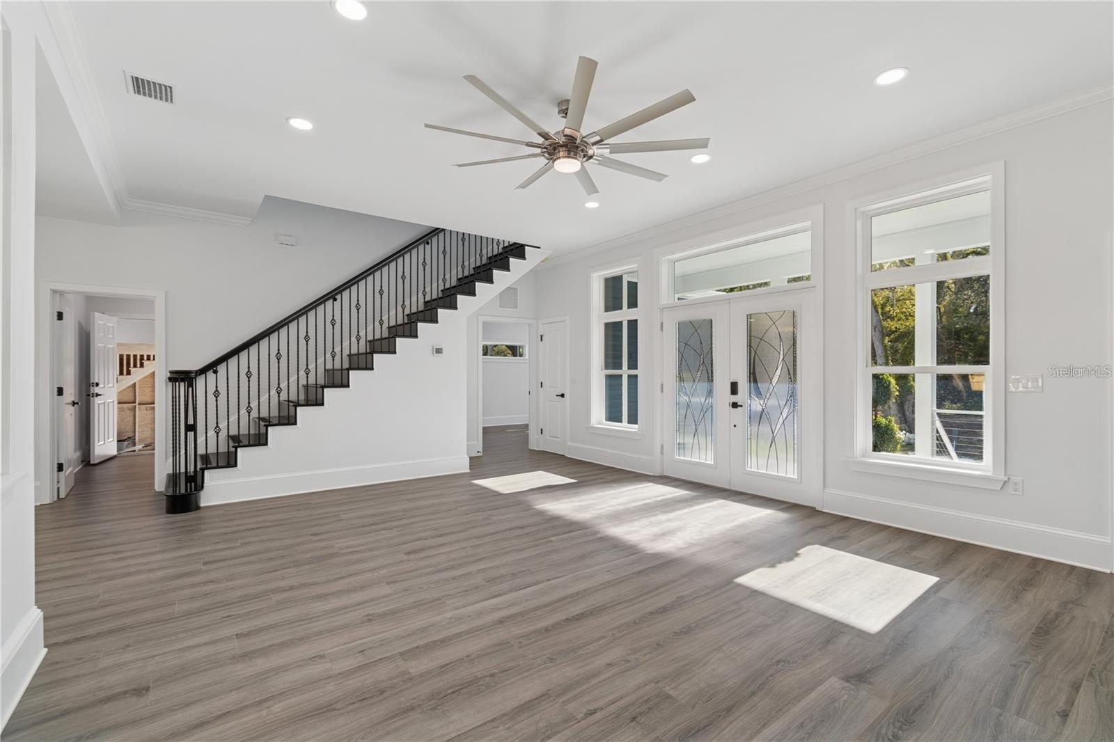 Image 18 of 55 For 117 Hernandez Avenue