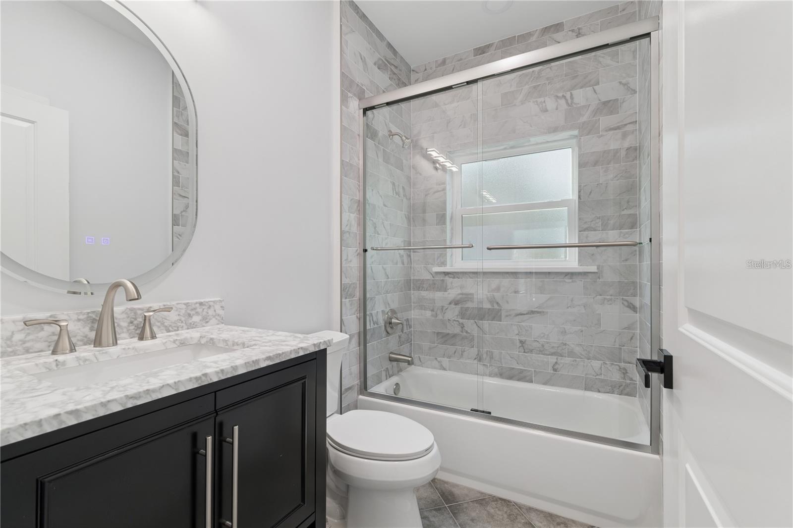 Image 43 of 55 For 117 Hernandez Avenue