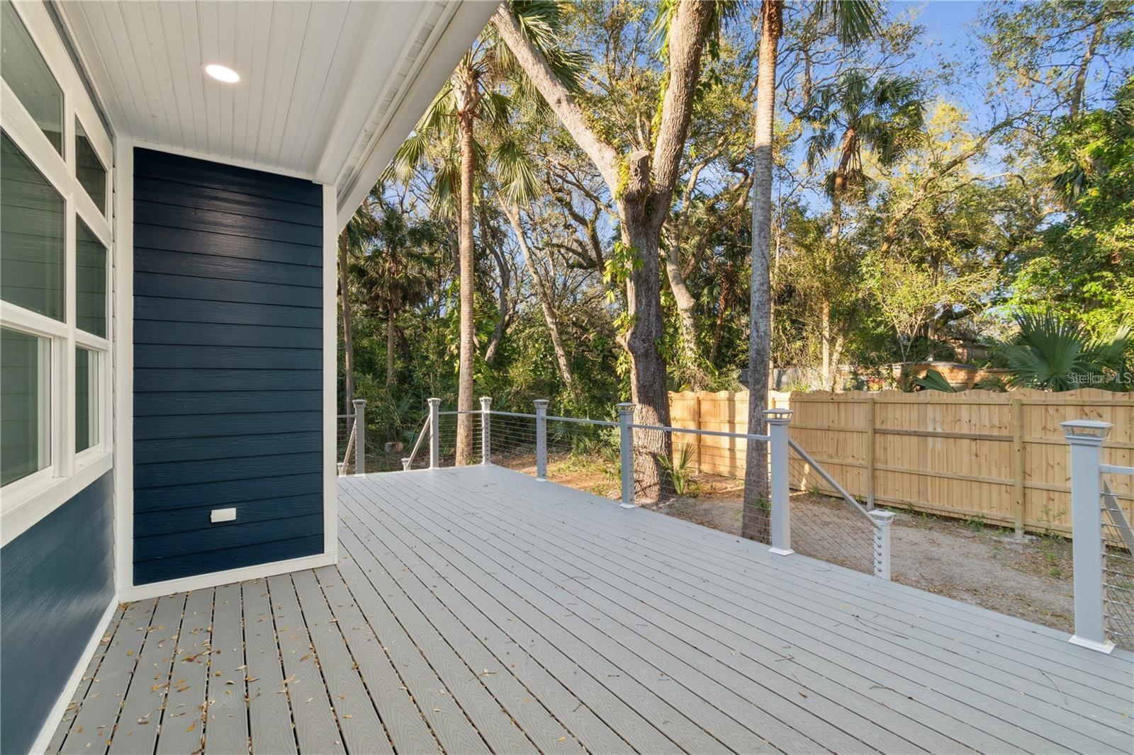 Image 7 of 55 For 117 Hernandez Avenue