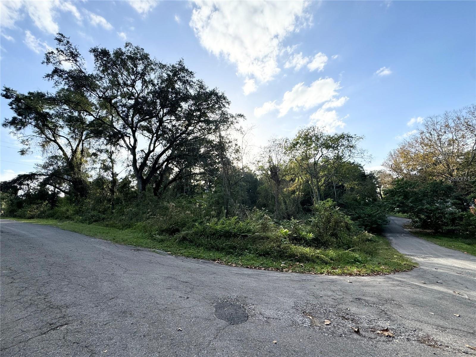 Image 6 of 10 For 00 18th Avenue