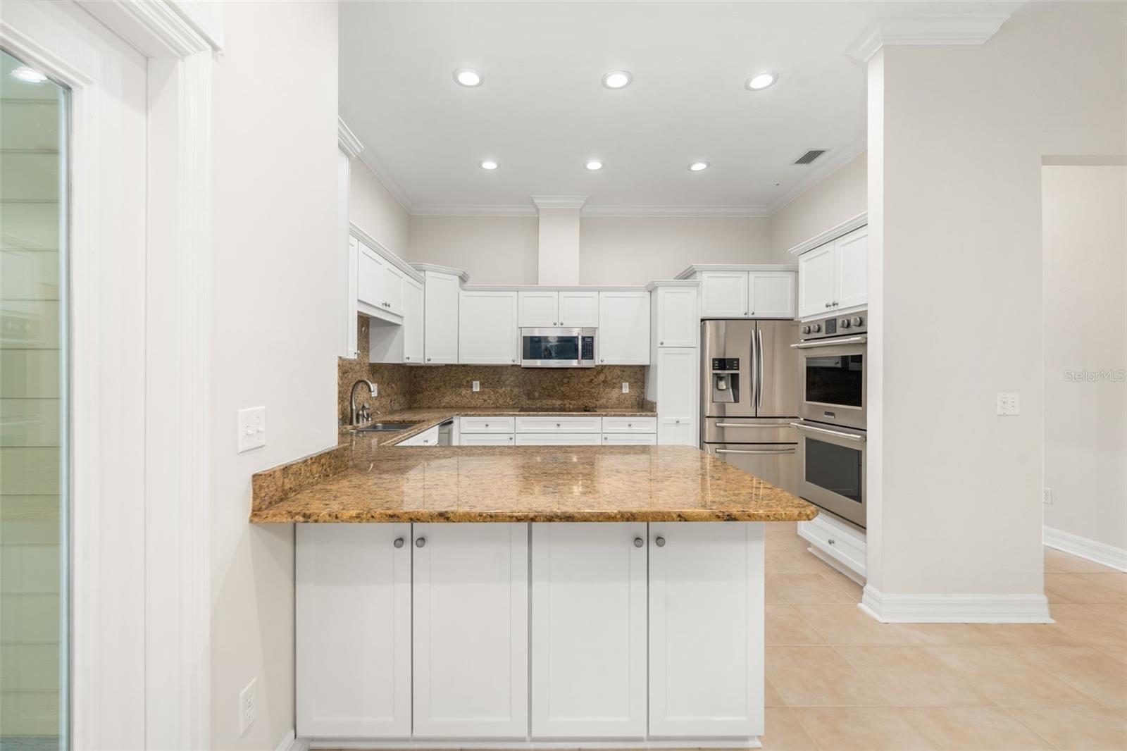 Image 15 of 55 For 8600 103rd Avenue